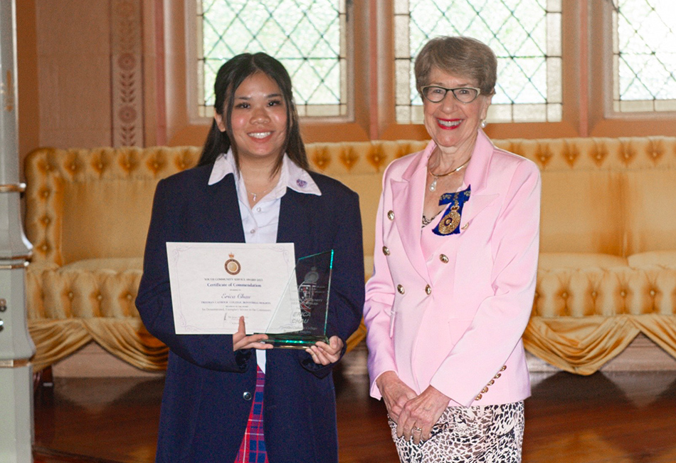 Freeman Catholic College student Erica Chau receives a 2023 Order of Australia NSW Youth Community Service Award from NSW Governor General Margarey Beazley.